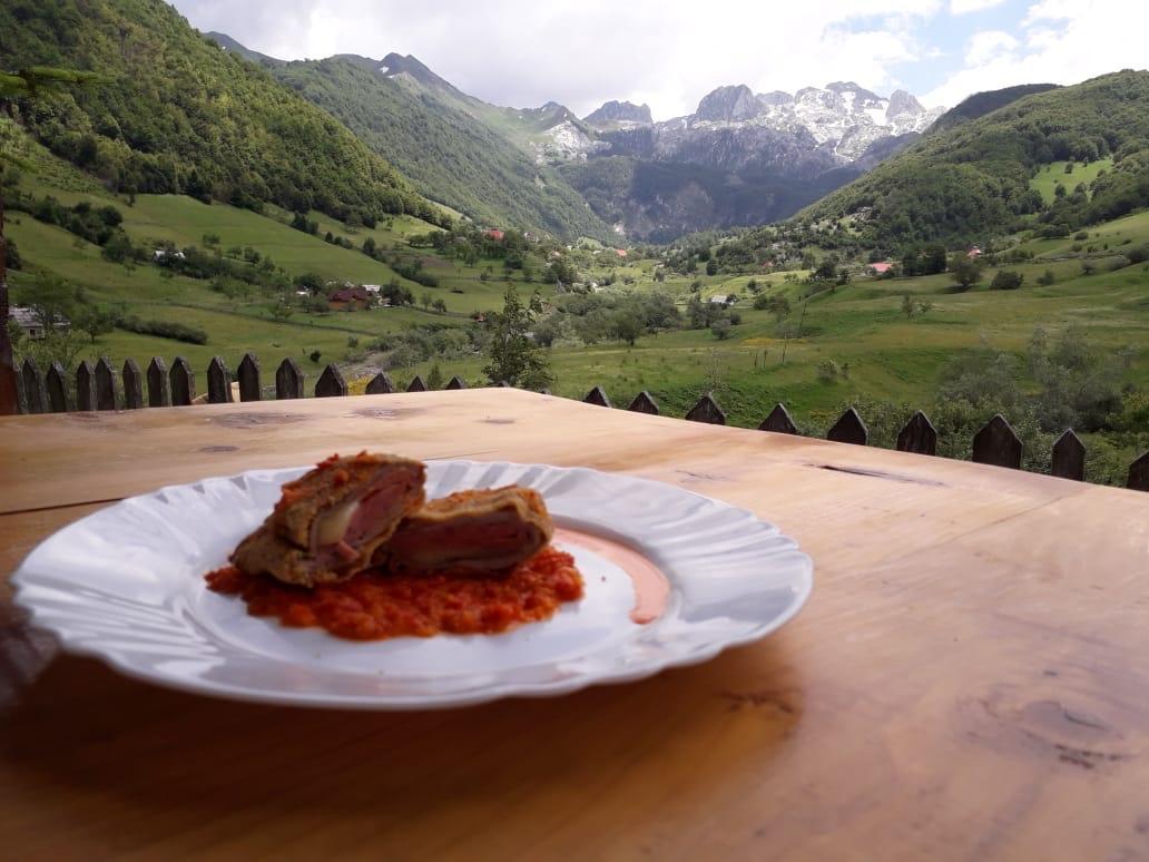 Guesthouse Alpini Lepushe Экстерьер фото