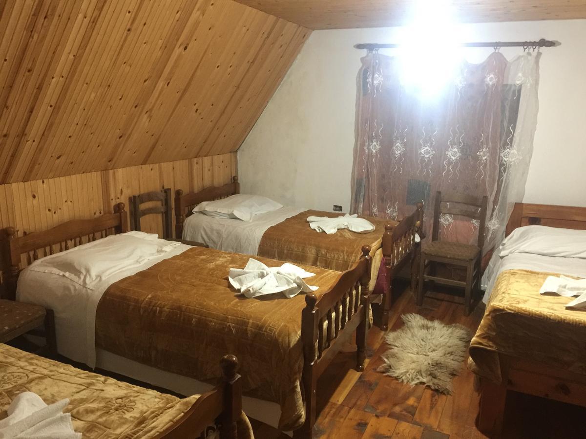 Guesthouse Alpini Lepushe Экстерьер фото